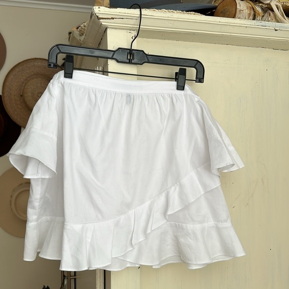 BCBGMAXAZRIA - Picture 2 of 4